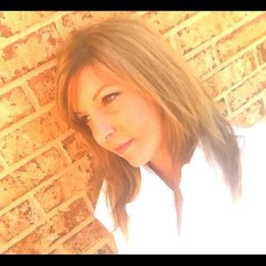 Meet your Posher, Lesley